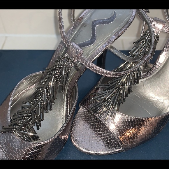 Nina Gigler Heels - Picture 4 of 5